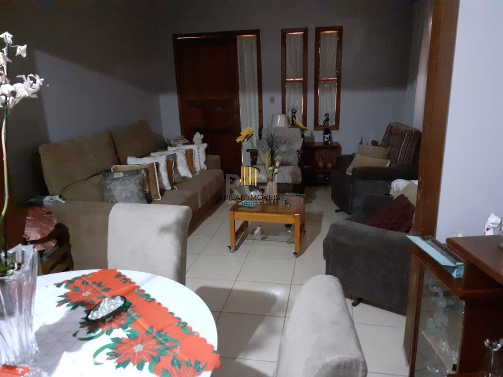 Casa para Venda - 170m², 3 dormitórios, sendo 1 suites, 2 vagas - Feitoria