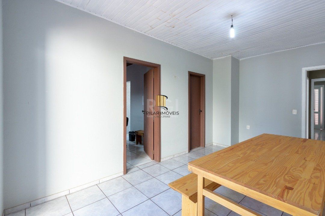 Casa para Venda - 199.62m², 5 dormitórios, 15 vagas - Tristeza
