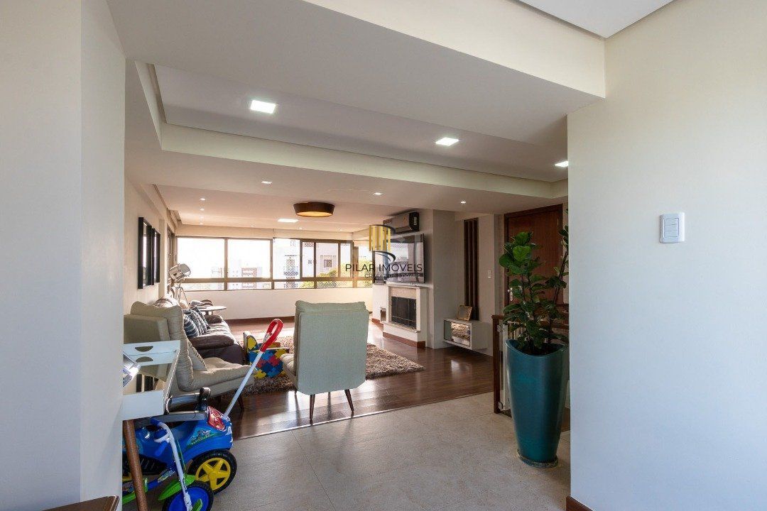 Cobertura para Venda - 444.3m², 3 dormitórios, sendo 1 suites, 4 vagas - Tristeza