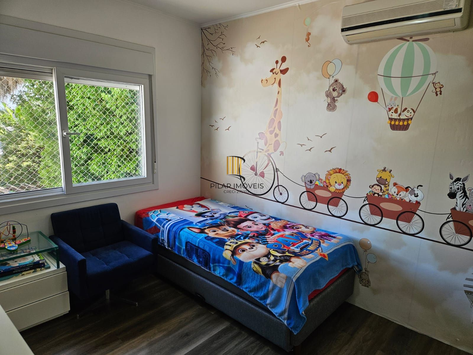 Casa em Condomínio, 03 dormitórios 04 Vagas, 229m²  na Tristeza, Porto Alegre, RS!!