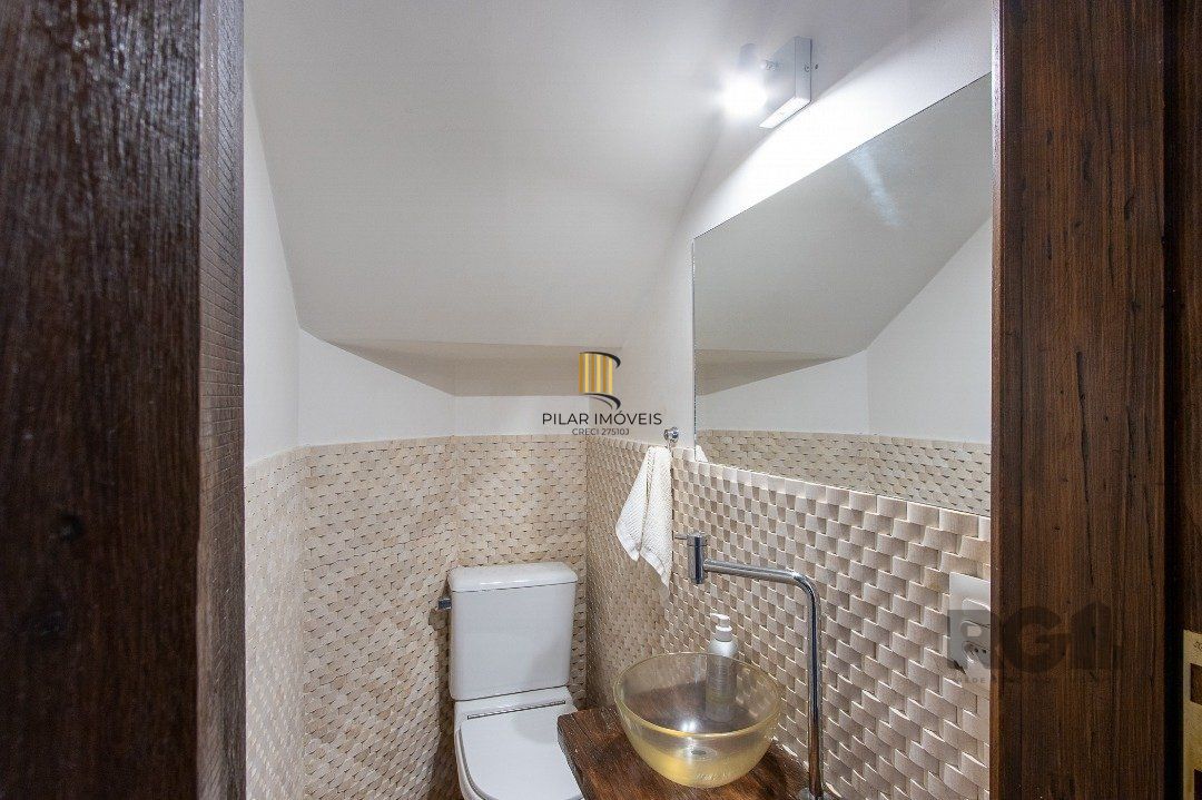 Casa de Condomínio 3 dormitórios no bairro Jardim Isabel