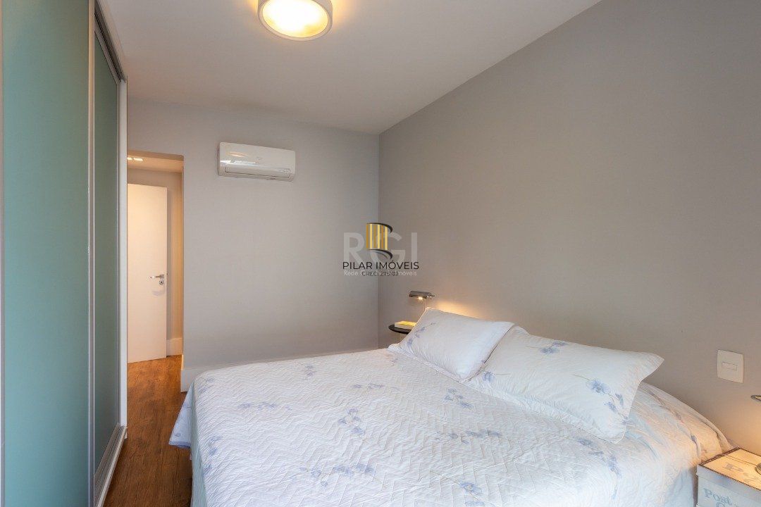 Apartamento para Venda - 164m², 3 dormitórios, sendo 3 suites, 3 vagas - Pedra Redonda