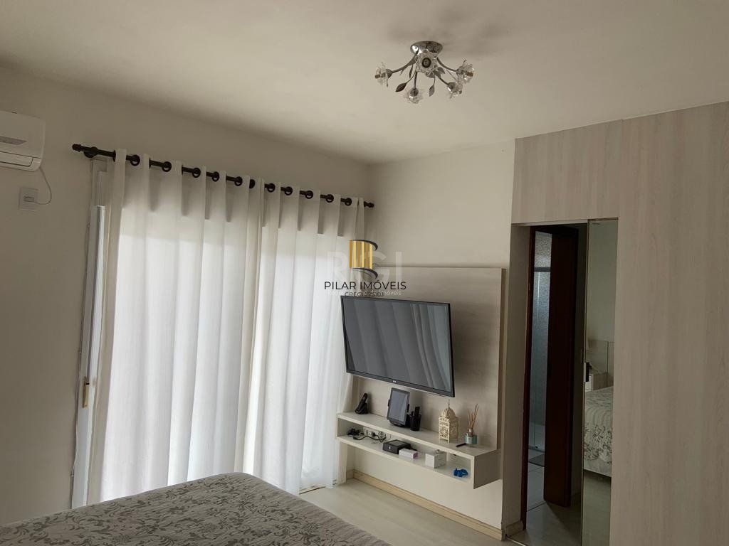 Casa para Venda - 173.43m², 3 dormitórios, sendo 3 suites, 2 vagas - Hípica
