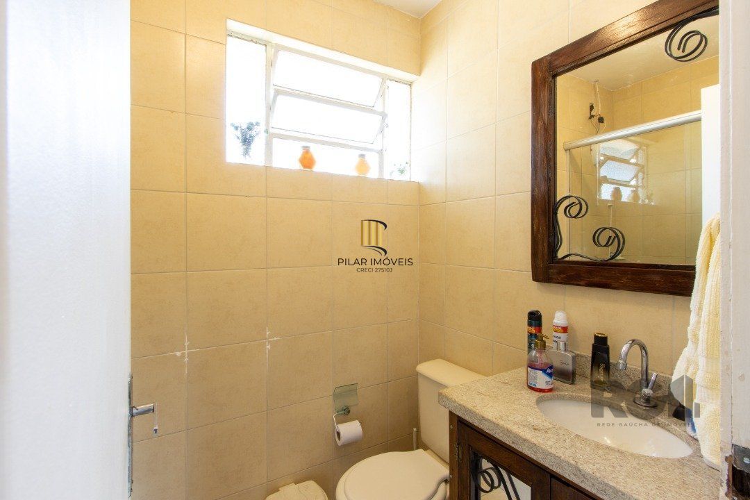 Casa em condomínio aberto, 3 quartos, edicula com 1 quarto - Bairro Santa Tereza