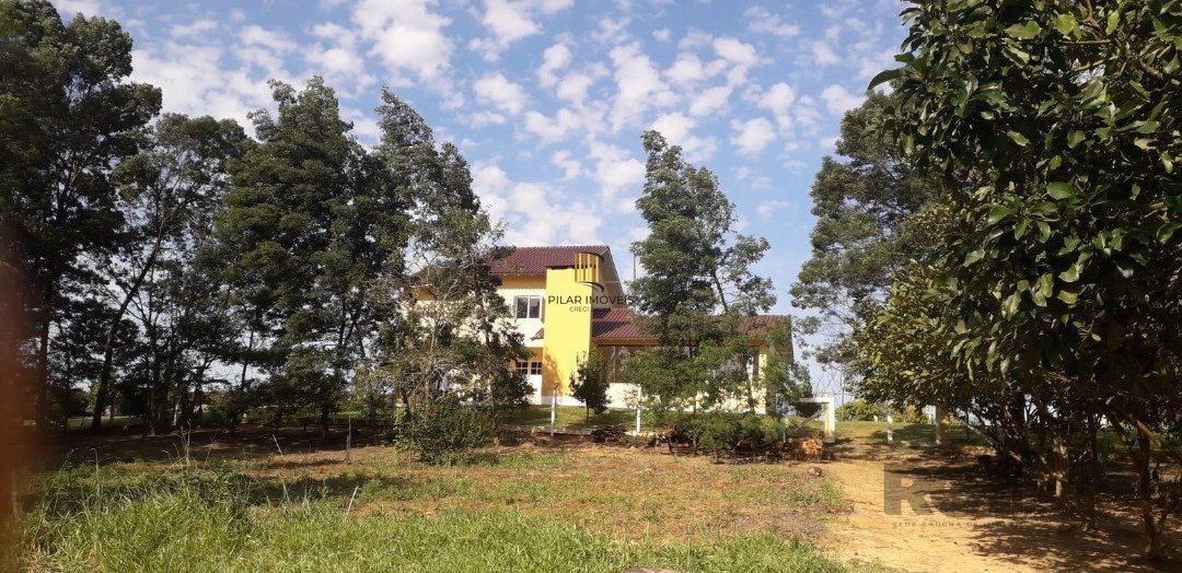 Casa 4 dormitórios no bairro Sítio São José
