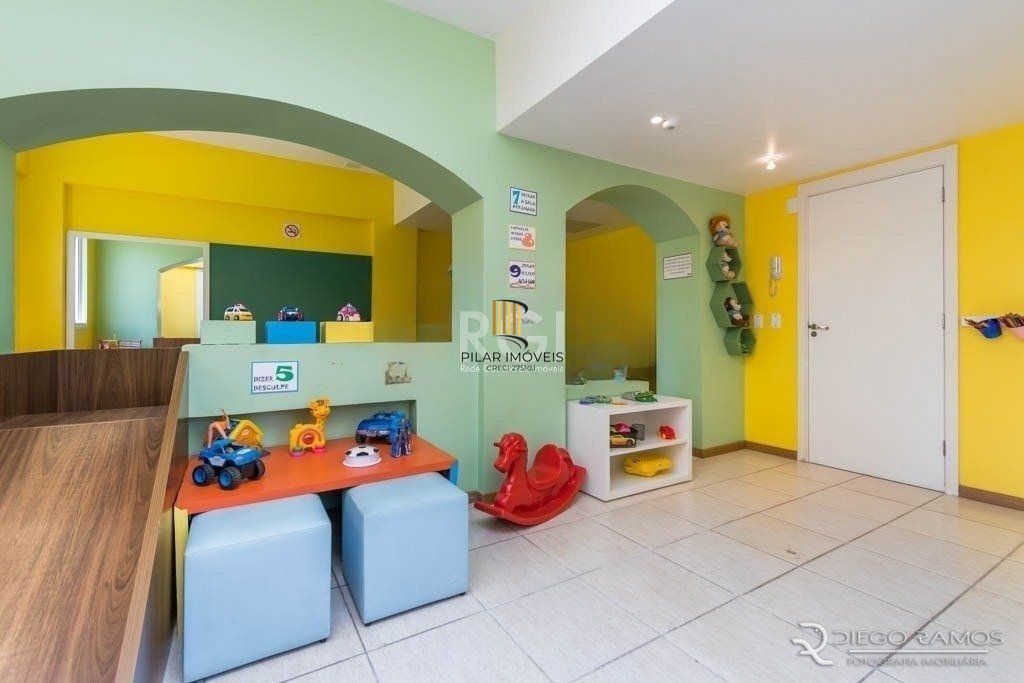 Apartamento 2 dormitórios no bairro Camaquã