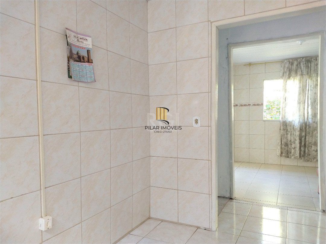 Casa para Venda - 81m², 2 dormitórios, 4 vagas - Vila Nova