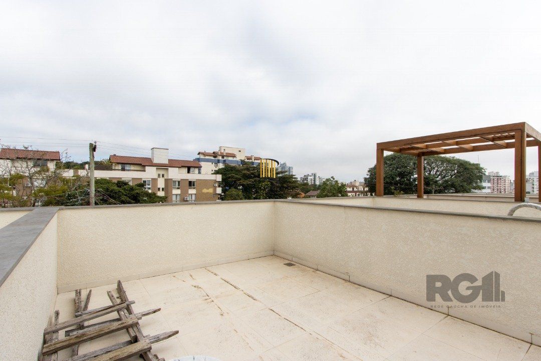 Casa de Condomínio 2 dormitórios no bairro Cristal