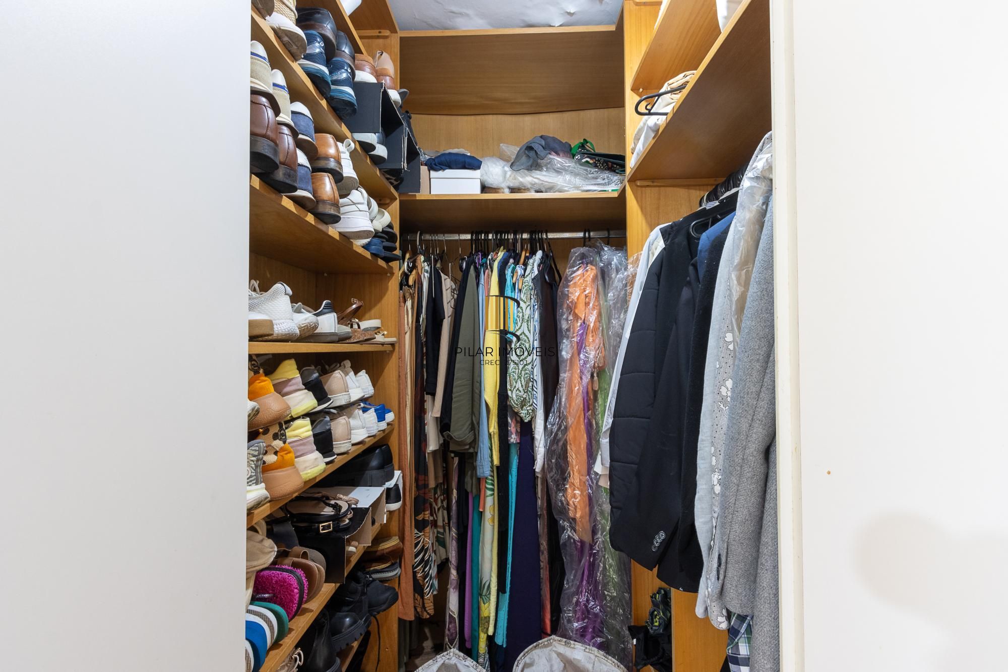 Casa Condominio para Venda - 175m², 3 dormitórios, sendo 1 suites, 4 vagas - Tristeza