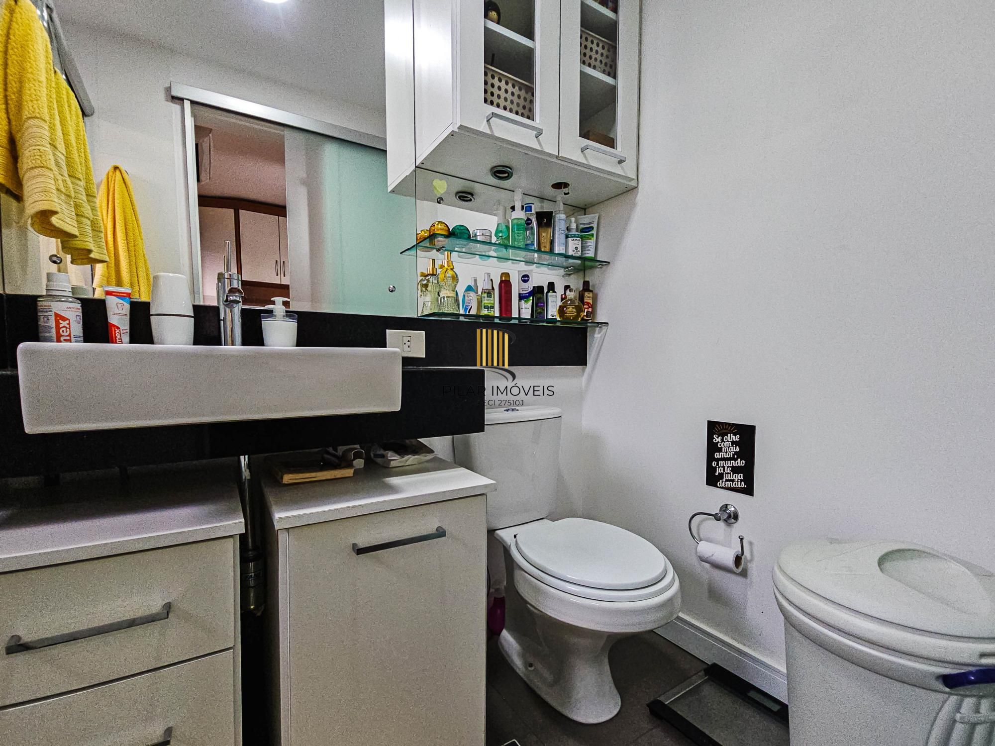 Apartamento 3 dormitórios no bairro Vila Ipiranga