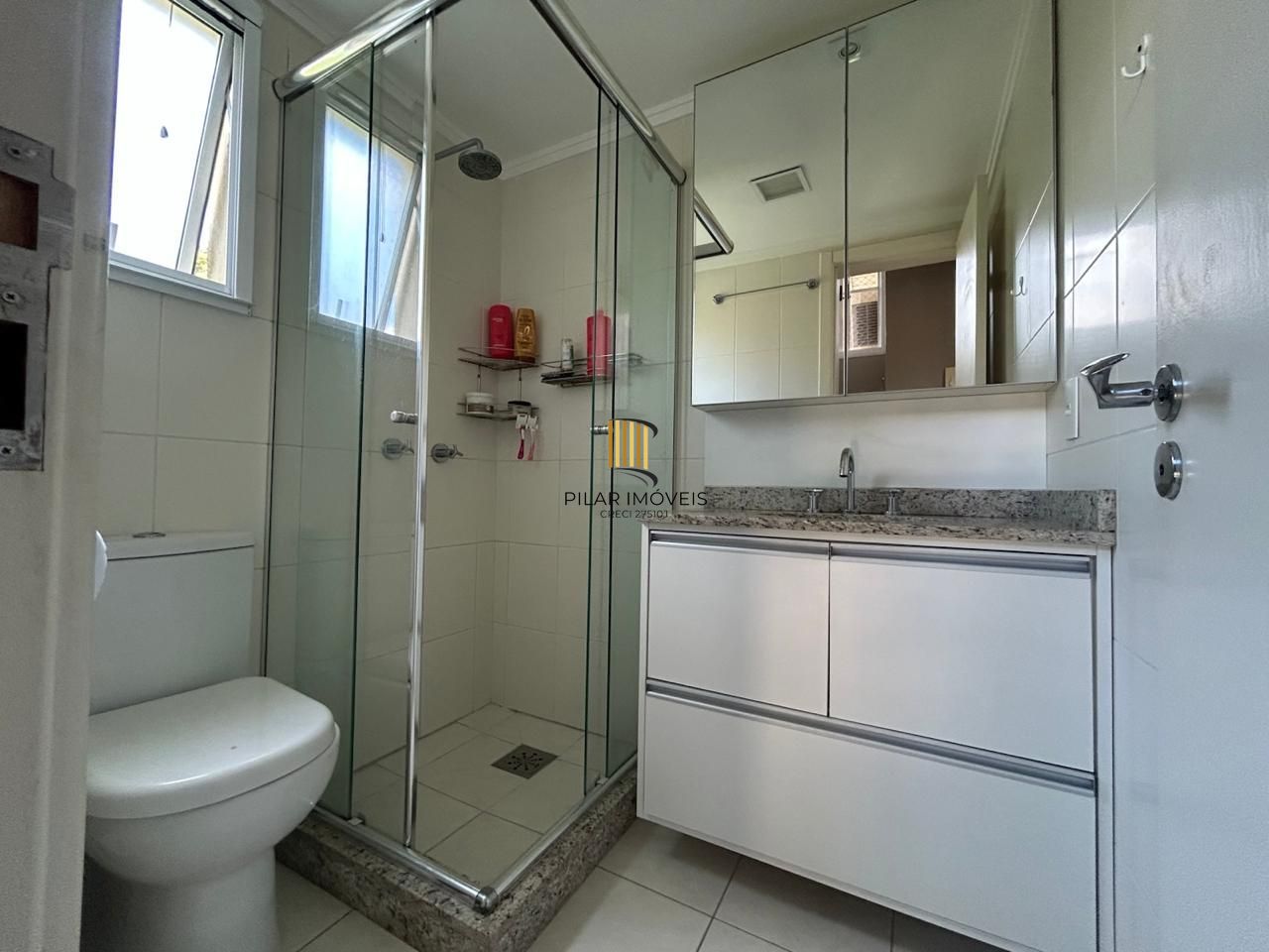 Casa condomínio | 3 dormitórios | 1 Suíte | 240,82 Privativos | 2 Vagas | Bairro Teresópolis