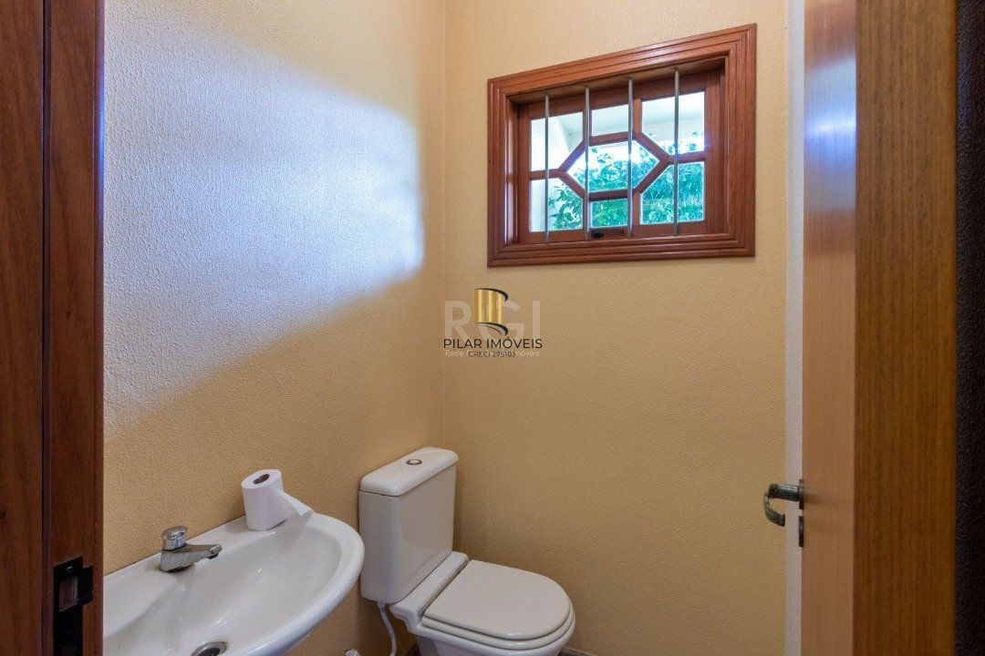 Casa para Venda - 358.78m², 3 dormitórios, sendo 1 suites, 3 vagas - Jardim Isabel