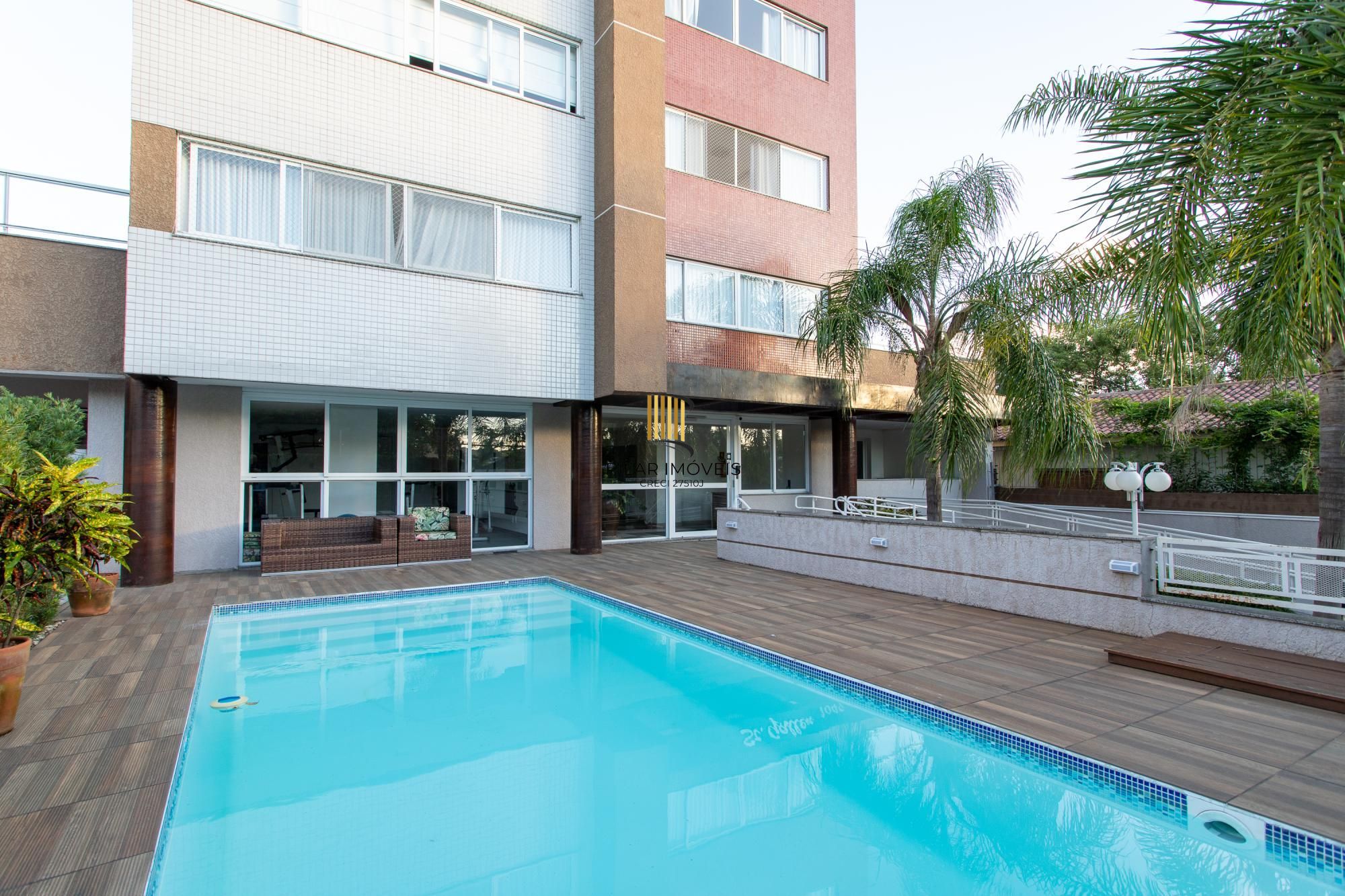 Excelente apartamento de 3 quartos, 1 suíte e 2 vagas de garagem cobertas.