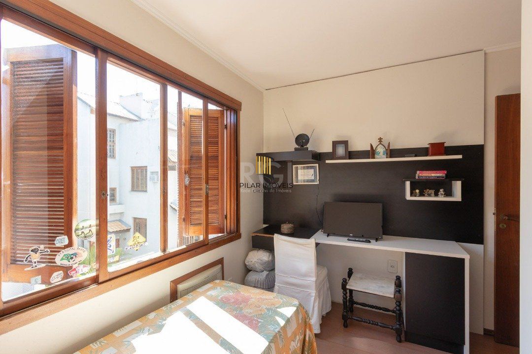 Apartamento para Venda - 139.1m², 3 dormitórios, sendo 1 suites, 2 vagas - Tristeza