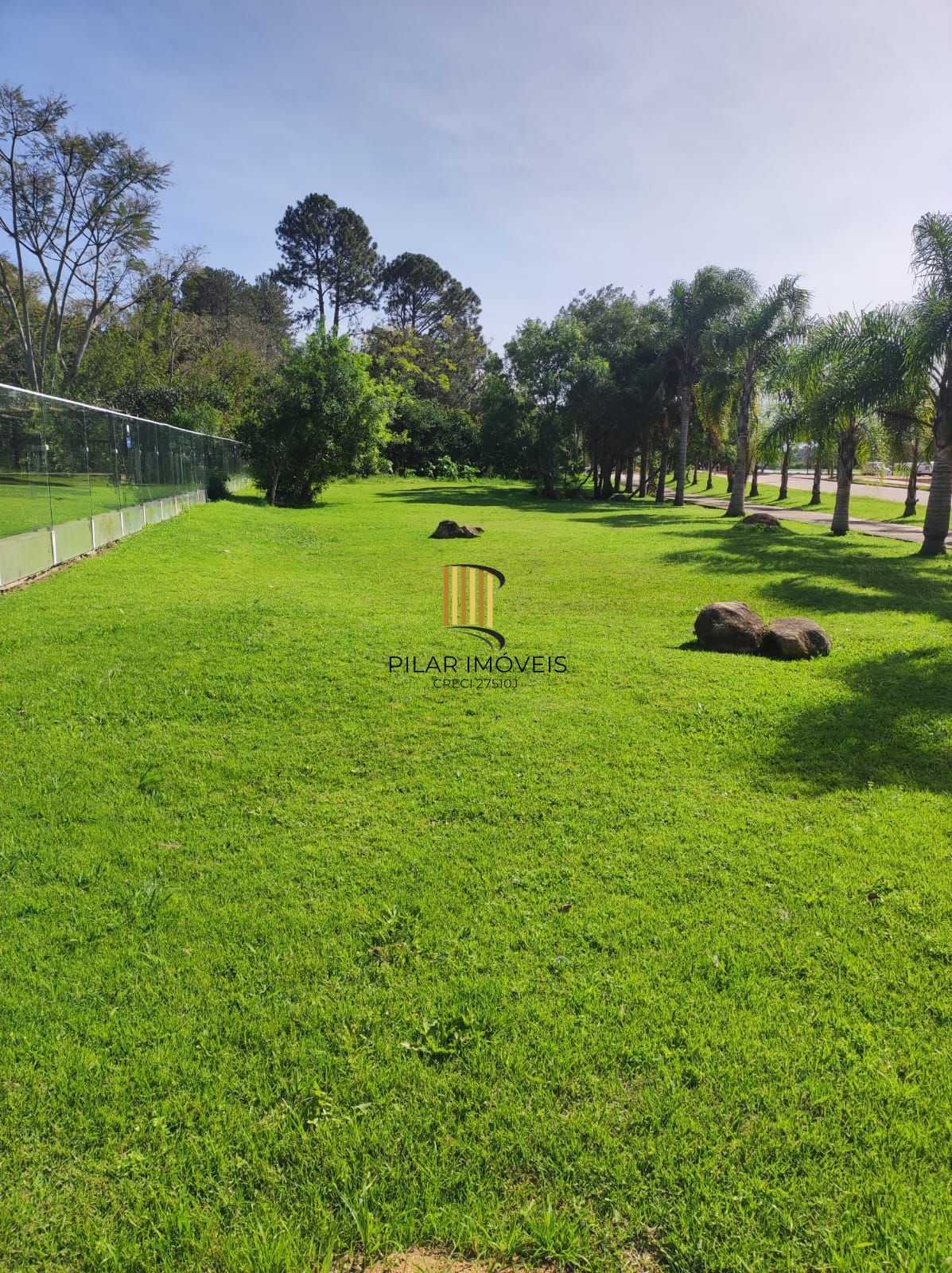 Terreno plano em Viamão.