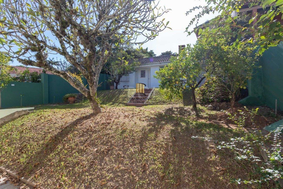 Casa 3 dormitórios no bairro Vila Assunção