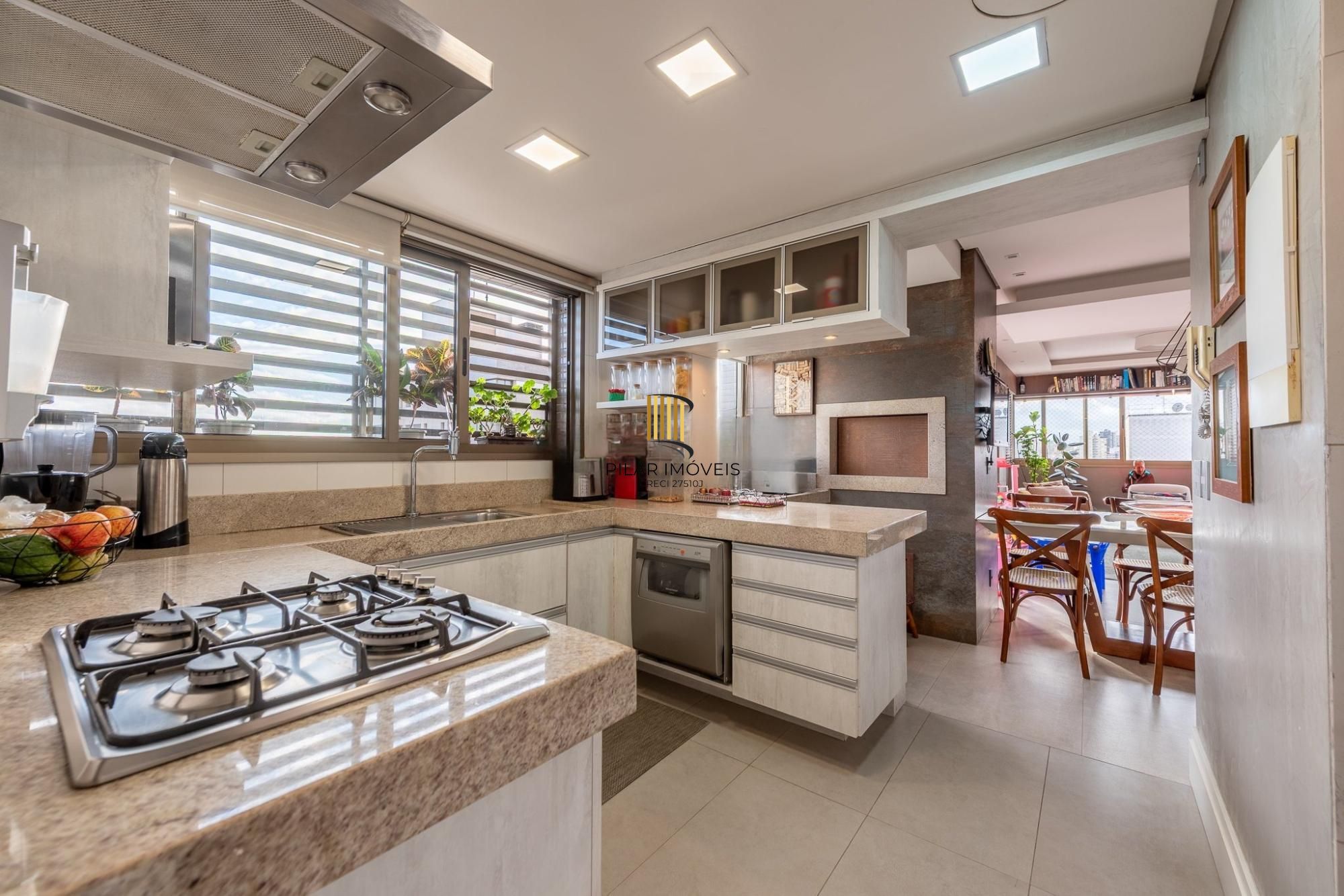 Apartamento com 120.7m², 3 dorm, Petrópolis, Porto Alegre/RS