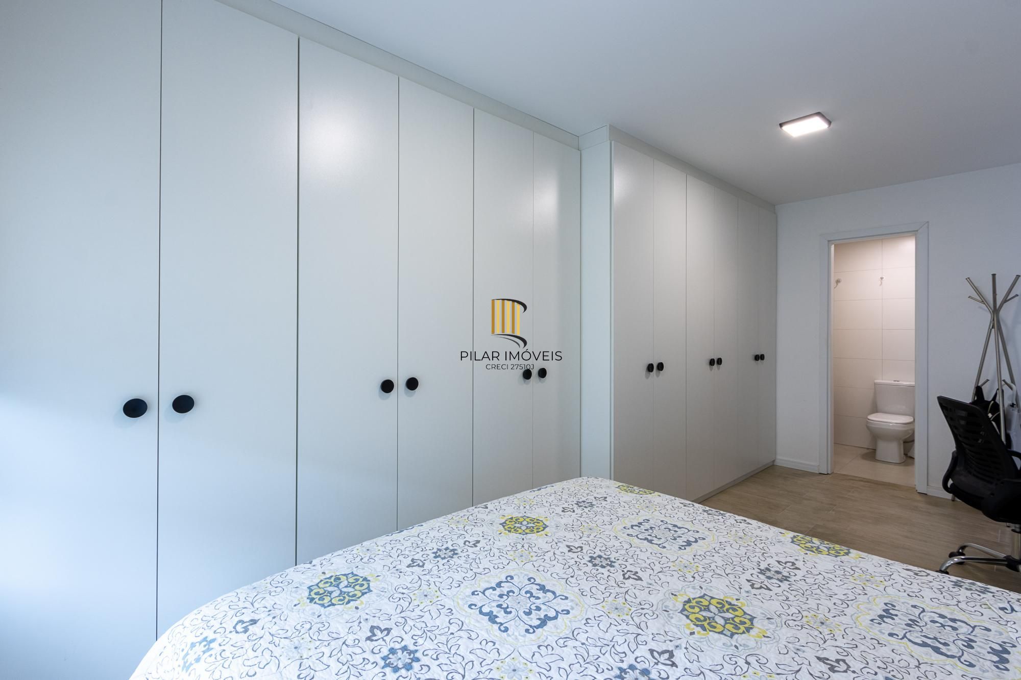 Apartamento 3 dormitórios no bairro Menino Deus