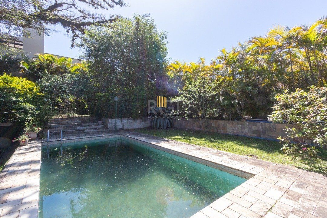 Casa para Venda - 357.28m², 4 dormitórios, sendo 1 suites, 4 vagas - Jardim Isabel