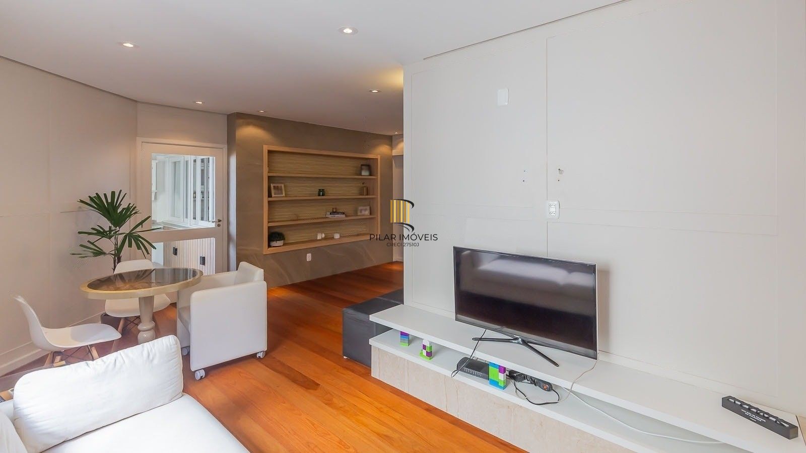 Apartamento com 147m², 3 dorm, Petrópolis