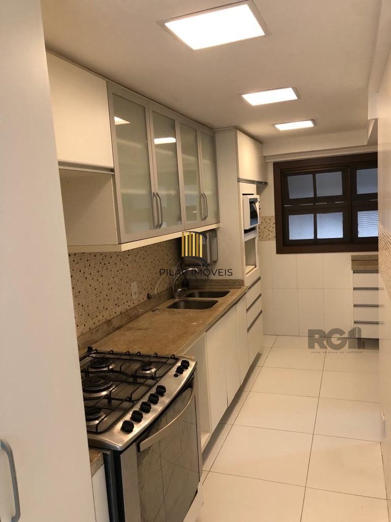 Casa de Condomínio 4 dormitórios no bairro Vila Assunção