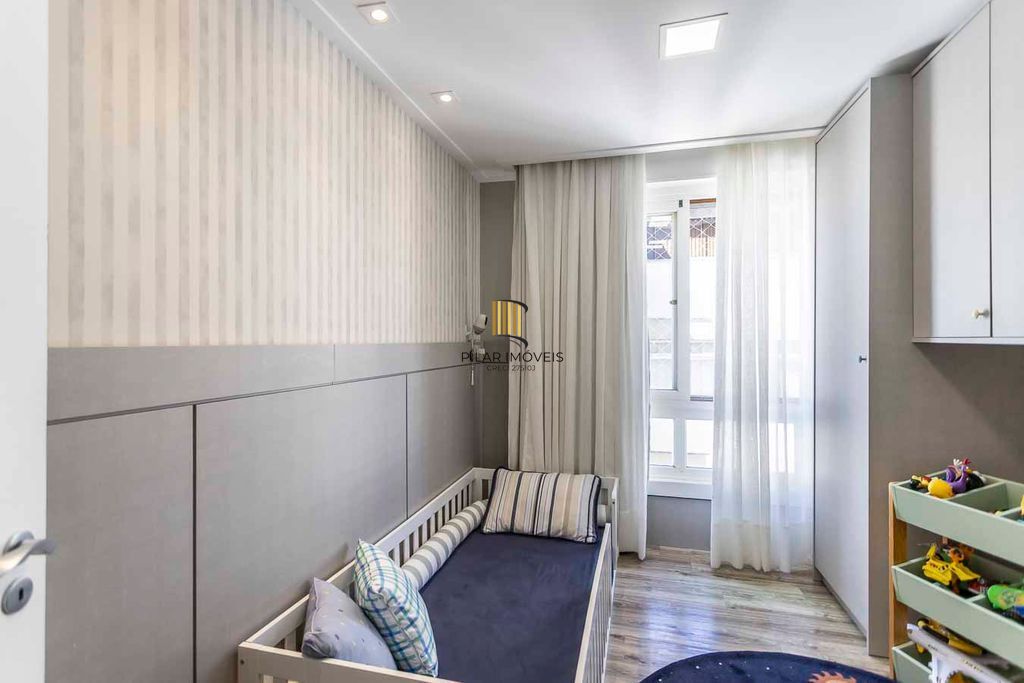 Cobertura semi mobiliada!