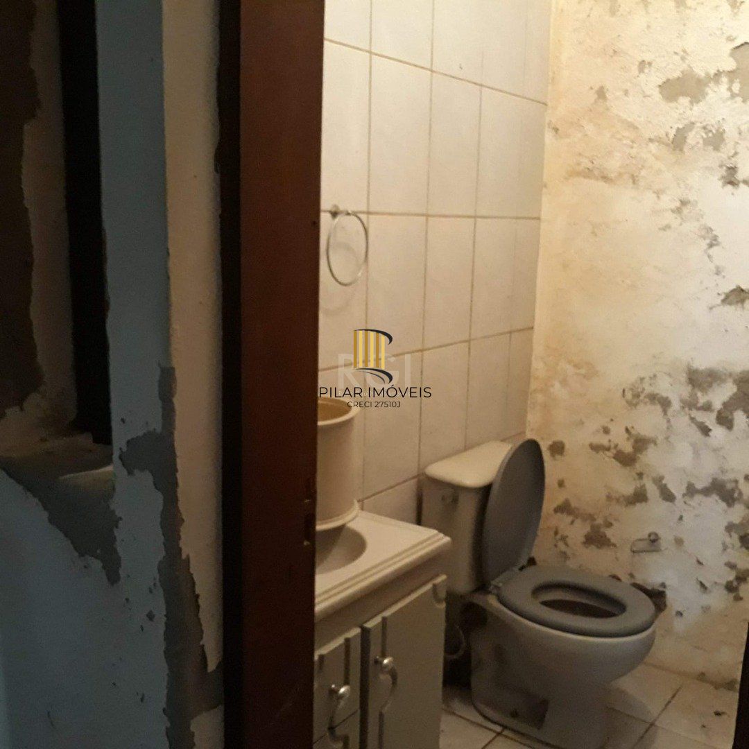 Casa 3 dormitórios no bairro Martinica