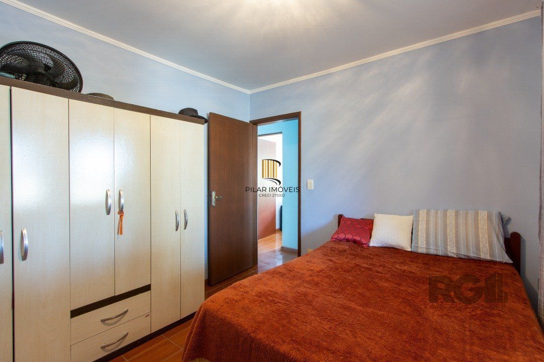 Casa 4 dormitórios no bairro Hípica