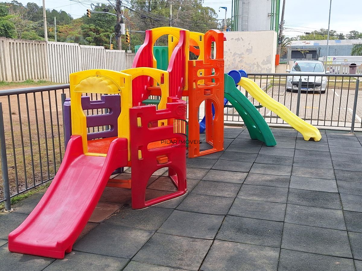 Apartamento 2 dorm, 1 banheiro e vaga escriturada - bairro Morro Santana