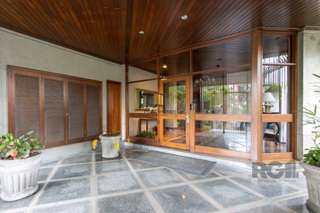 Apartamento 4 dormitórios no bairro Petrópolis