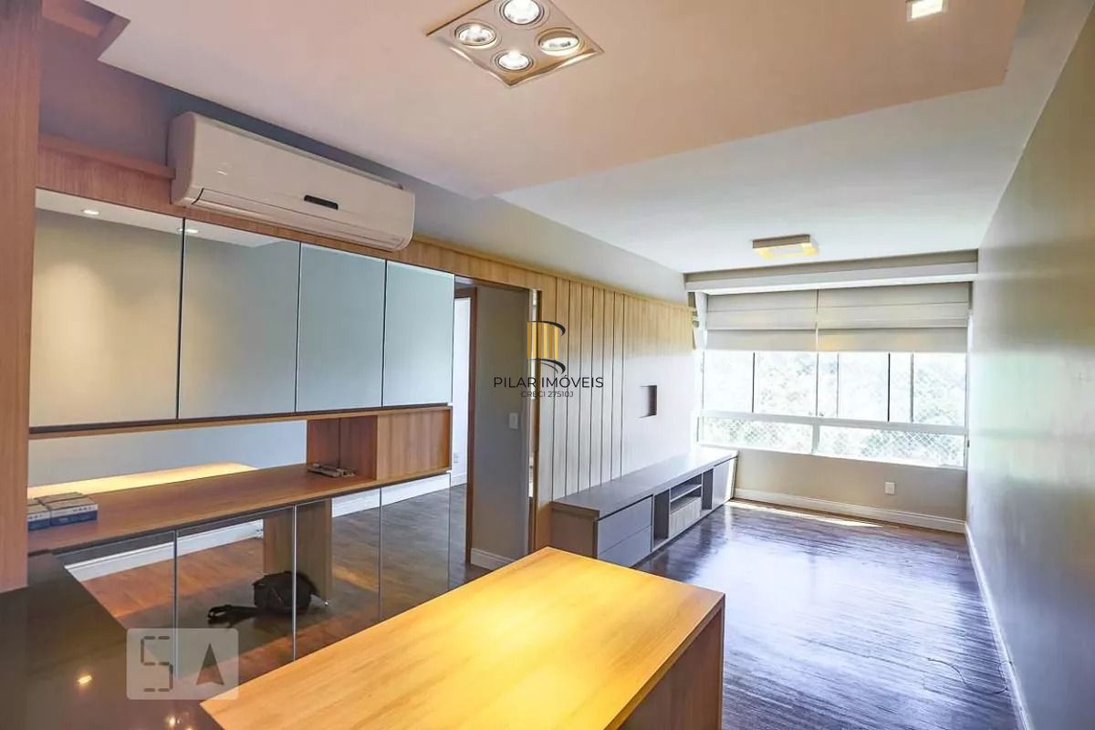 Apartamento à venda no bairro Cavalhada, 3 quartos e 1 vaga