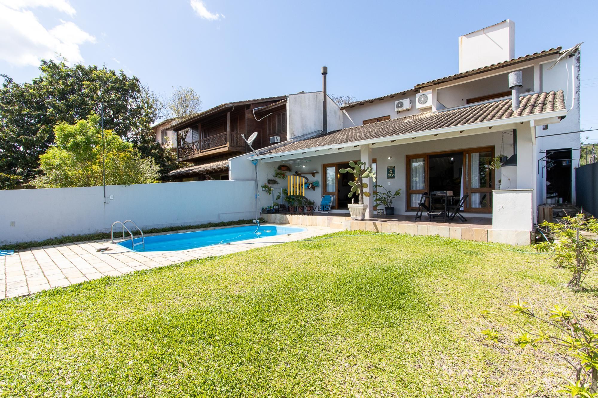 Casa 3 dormitórios no bairro Tristeza