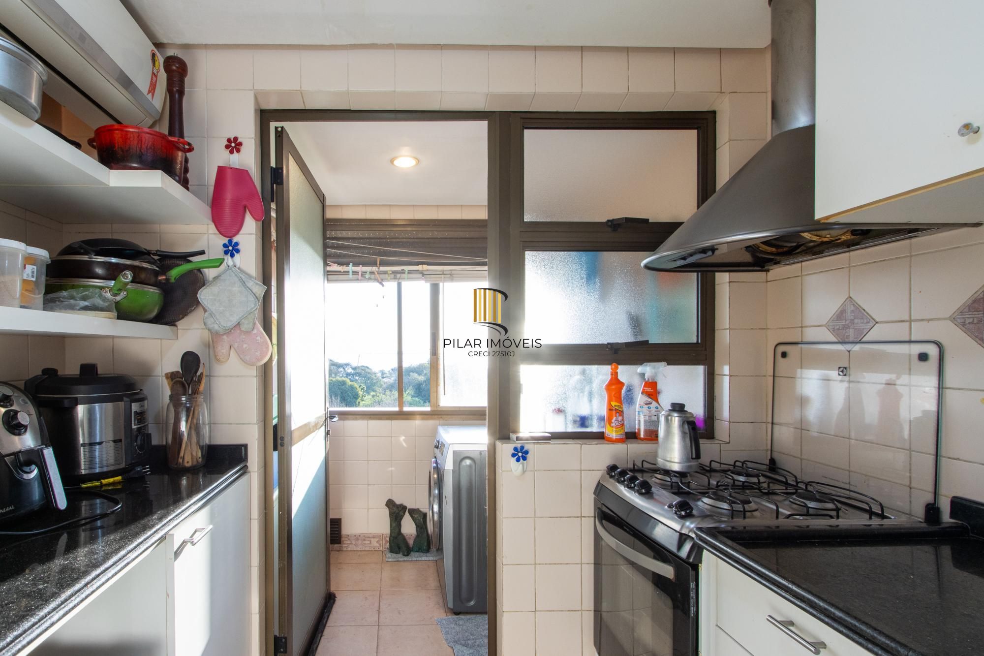 Luagge vende Ap 3 Dorm. de frente para o Marinha.