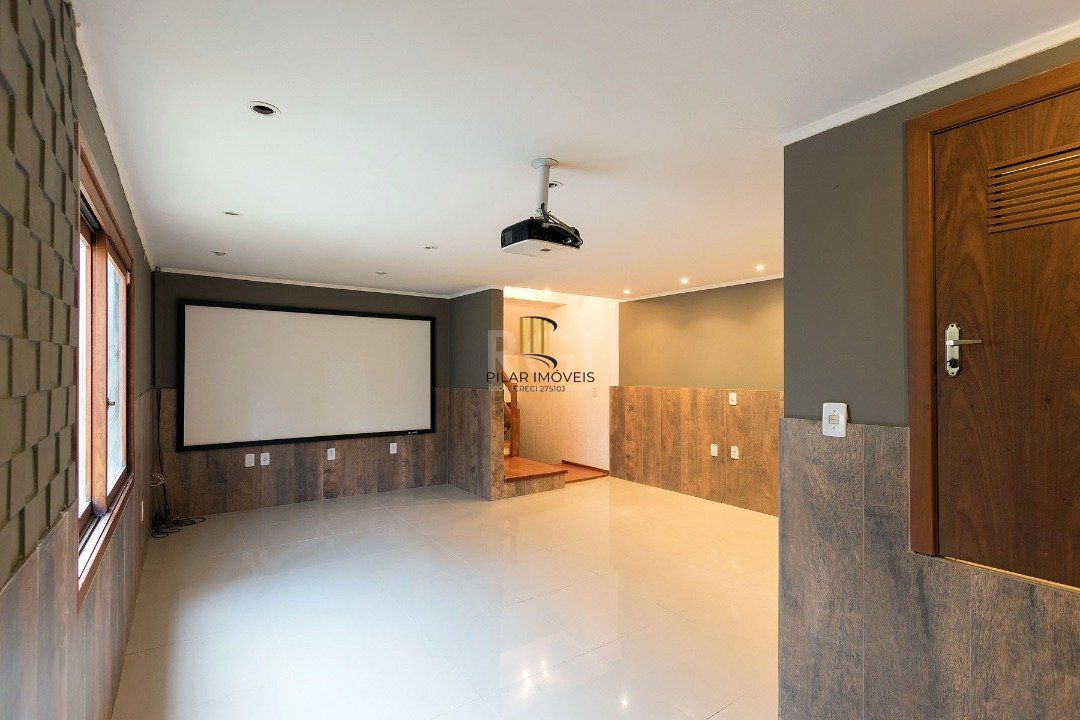 Casa Condominio para Venda - 262.98m², 3 dormitórios, sendo 1 suites, 2 vagas - Imperial Parque