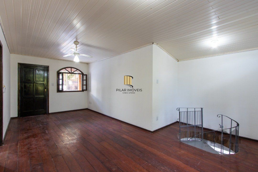 Casa para Venda - 200m², 3 dormitórios, 2 vagas - Cavalhada