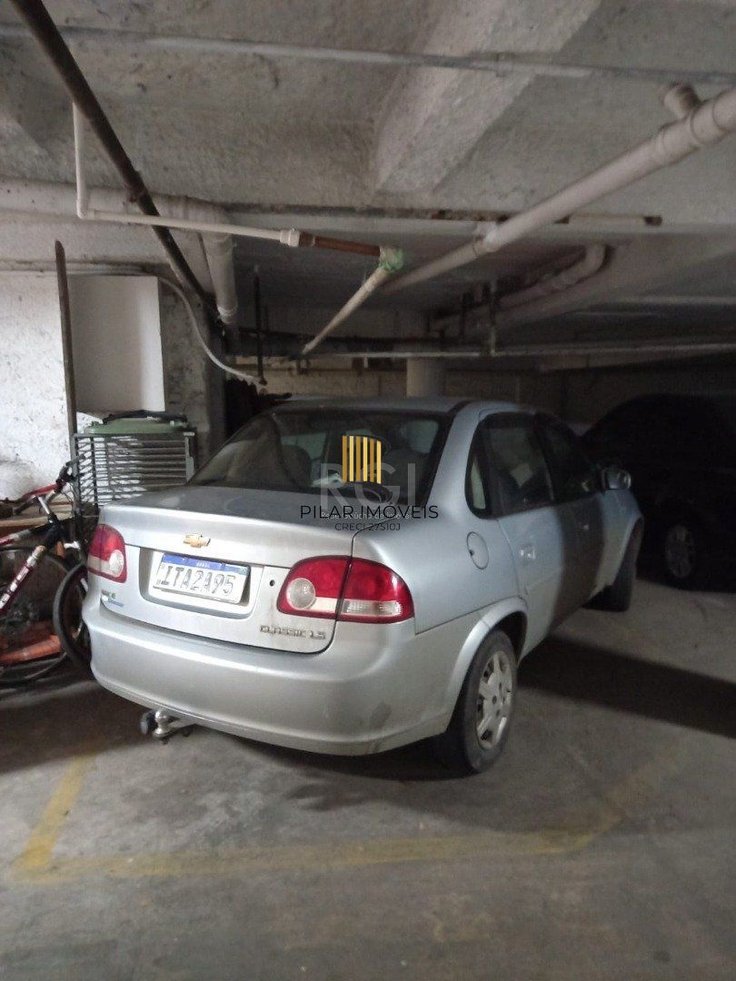 Apartamento para Venda - 150m², 3 dormitórios, 1 vaga - Bom Fim