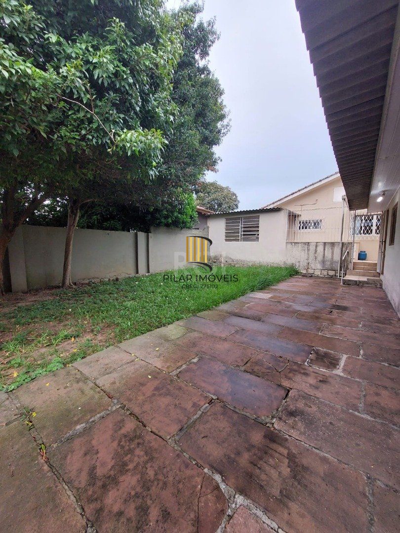 Casa para Venda - 184m², 3 dormitórios, sendo 1 suites, 4 vagas - Cristal