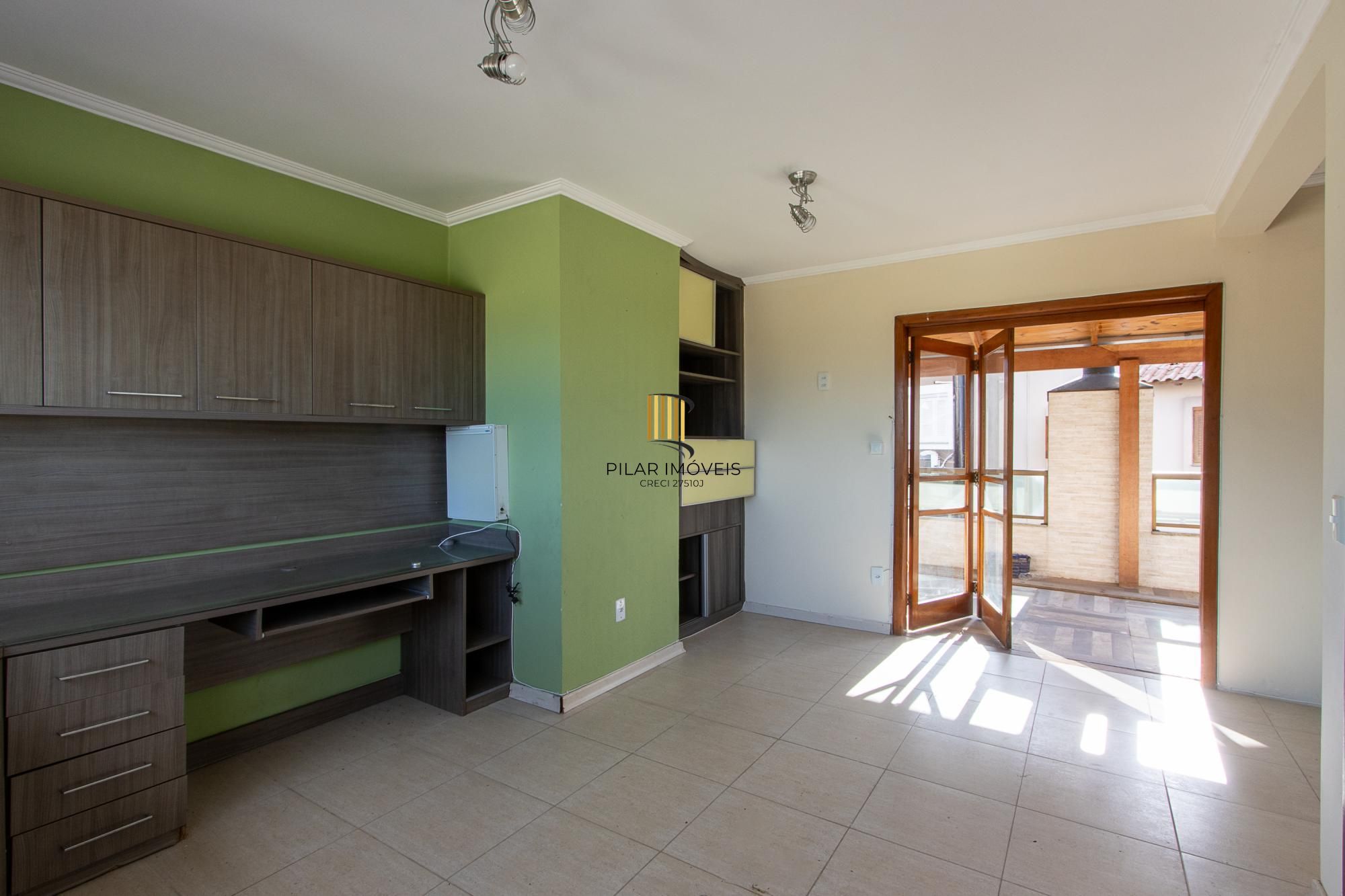 Casa em condominio Zona Sul, desocupada