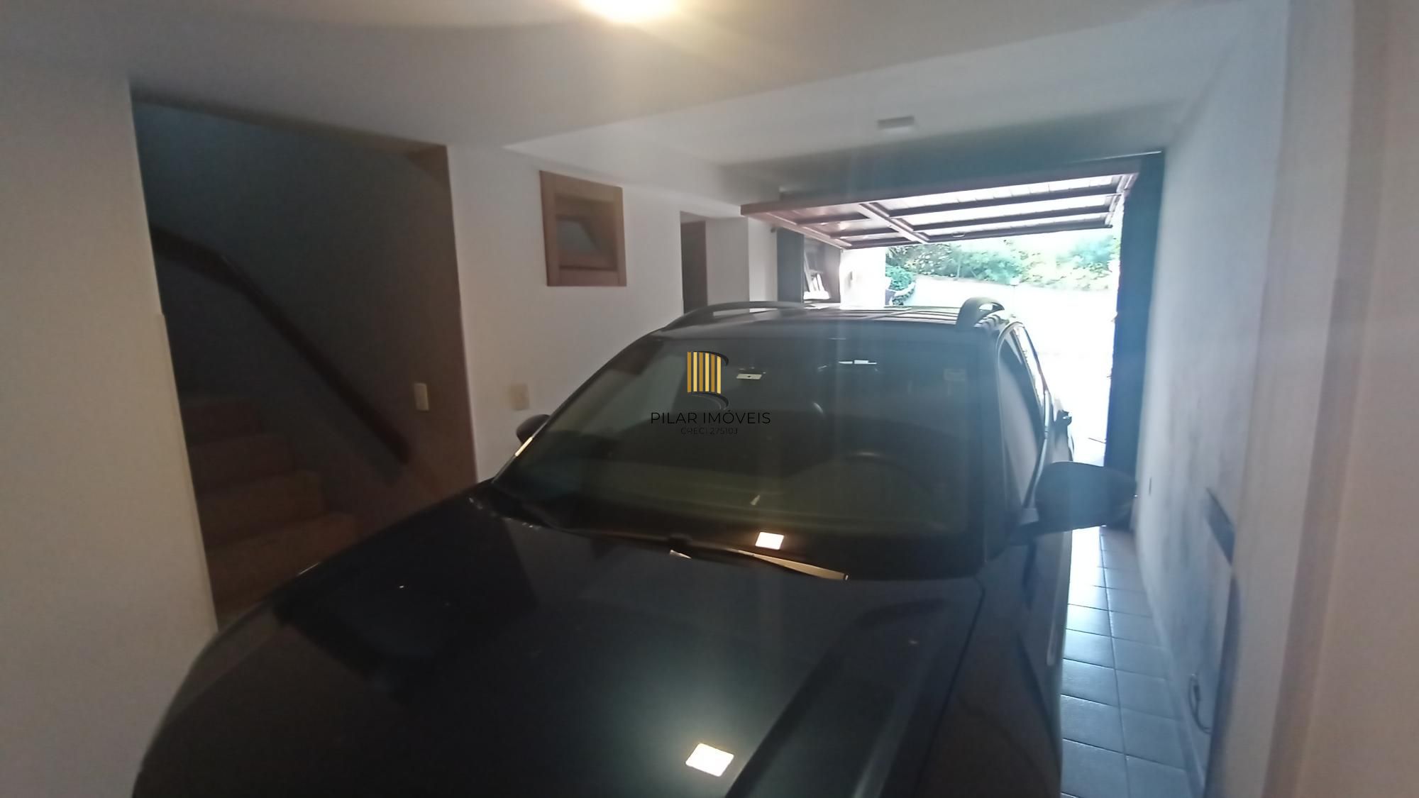 Casa de Condomínio com 3 Suítes, no bairro Tristeza