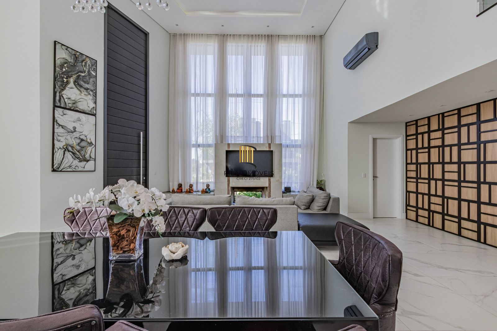 Casa de Condomínio 4 dormitórios no bairro São Vicente