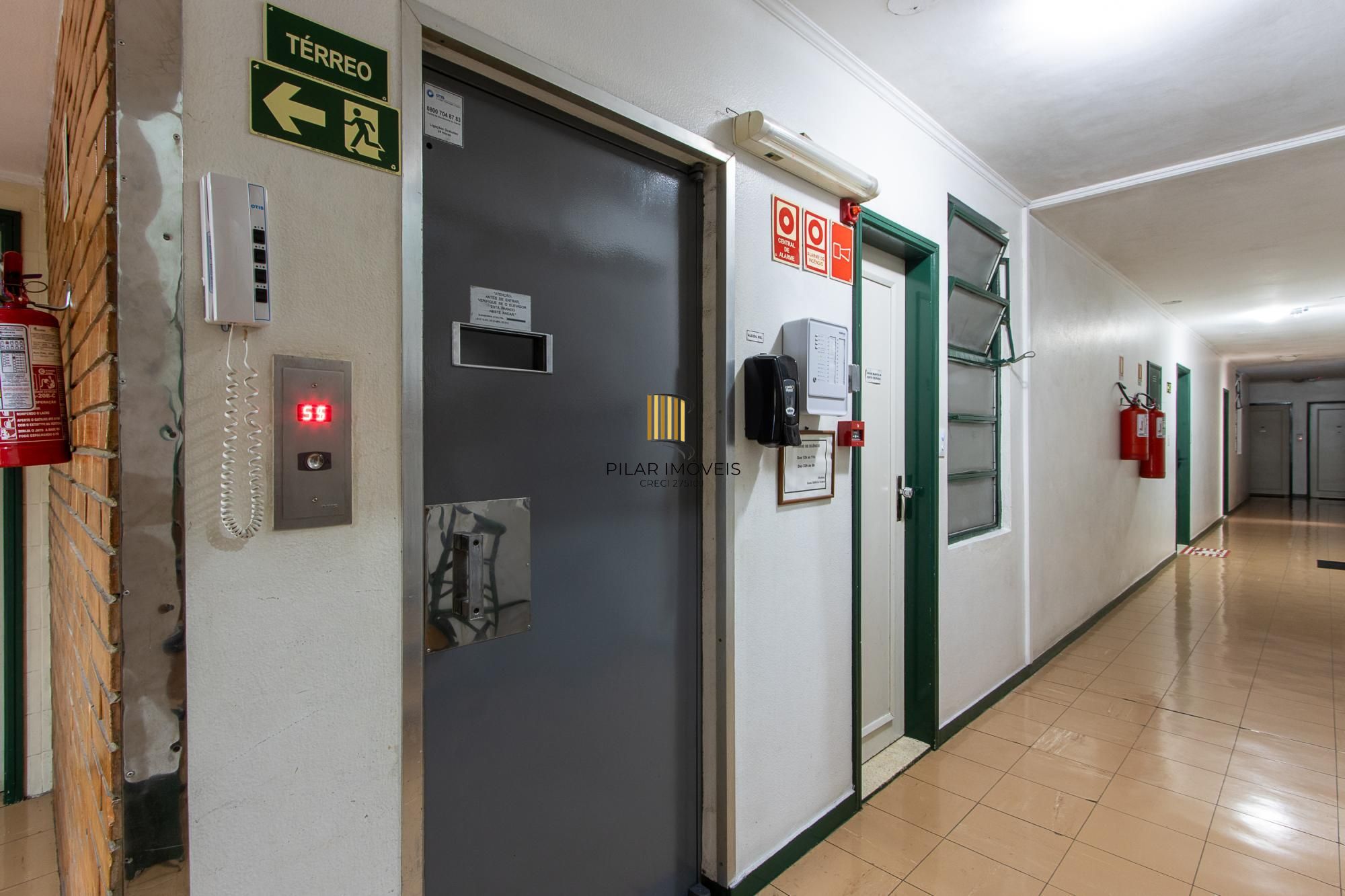 APARTAMENTO REFORMADO, 3 DORMITÓRIOS 129M² PRIVATIVOS, 1 VAGA, ELEVADOR - BAIRRO SANTA CECILIA