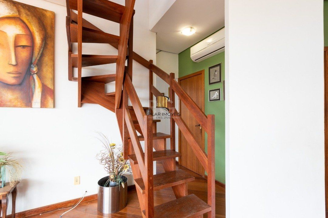 Cobertura para Venda - 157.05m², 2 dormitórios, 2 vagas - Tristeza