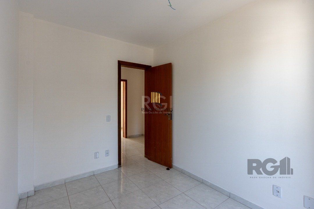 Casa 3 dormitórios no bairro Guarujá