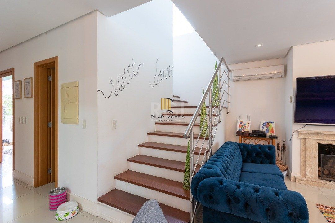 Casa 3 Dormitório(s) Bairro Terra Ville