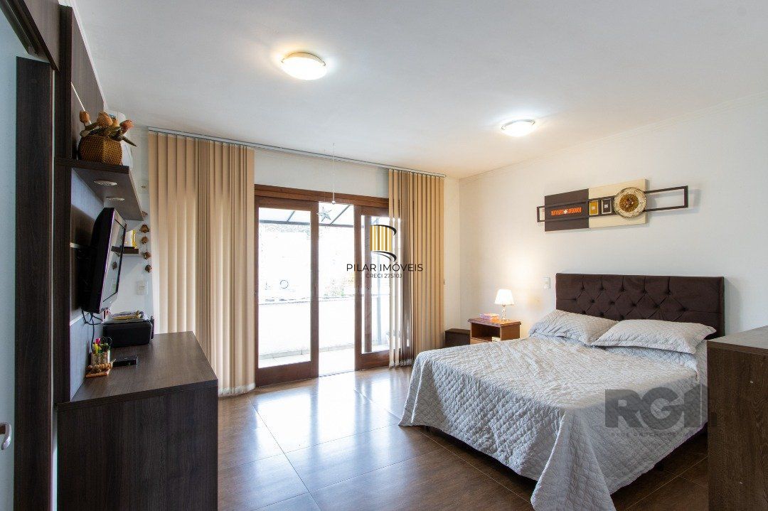 Casa para Venda - 170m², 3 dormitórios, sendo 1 suites, 2 vagas - Lagos De Nova Ipanema