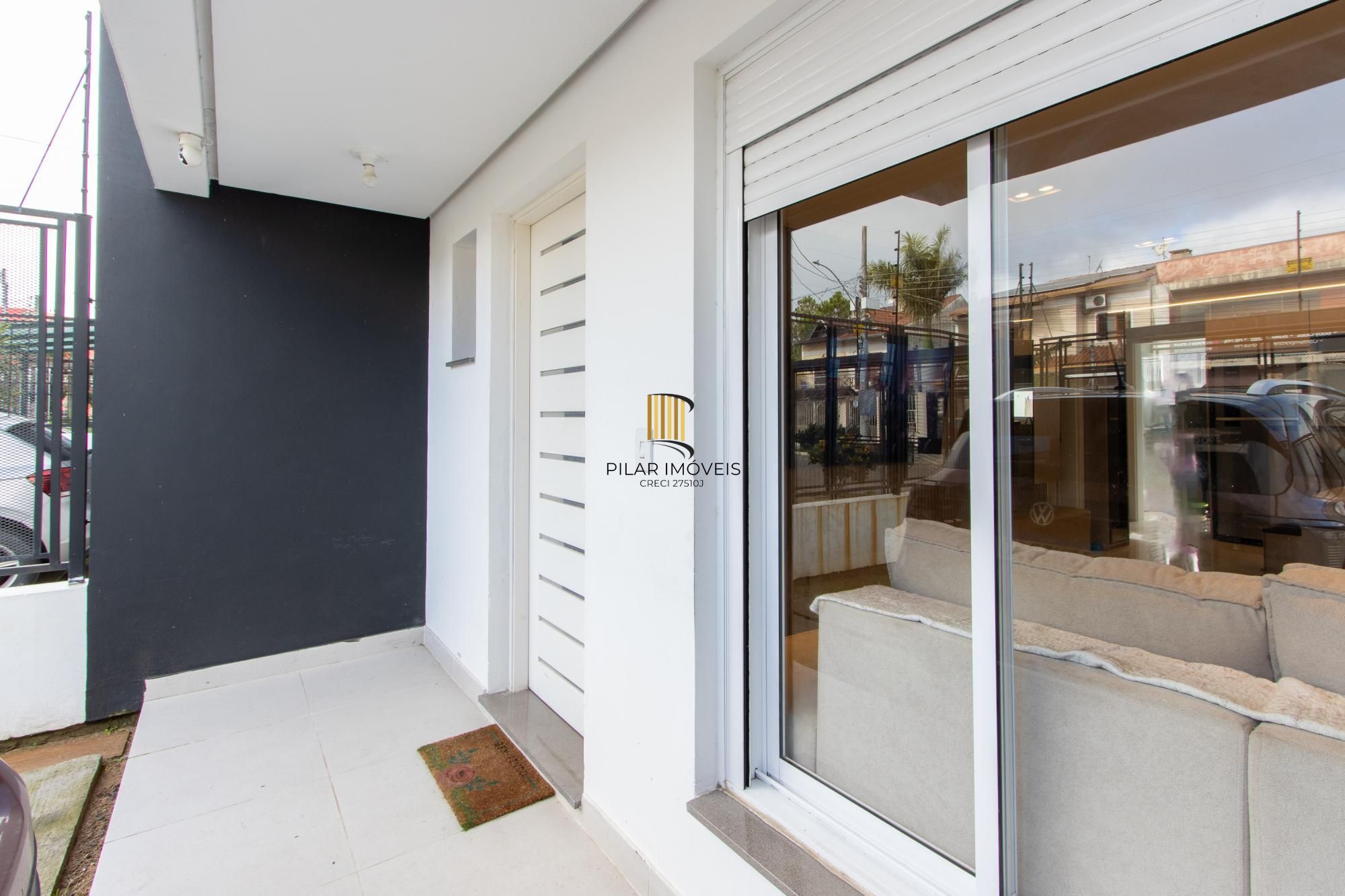 Sobrado para Venda - 95,16m², 3 dormitórios, sendo 1 suites, 2 vagas - Hípica