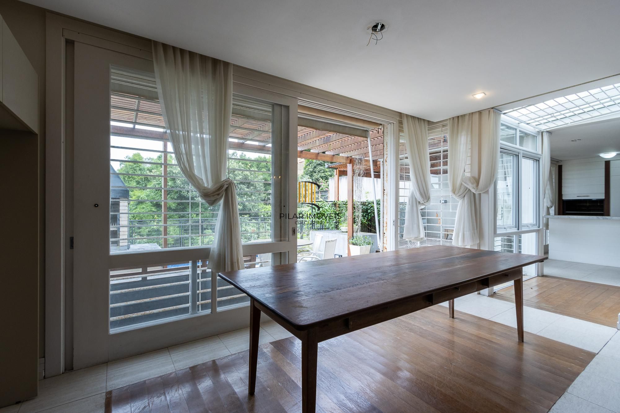 Casa com 4 dormitórios à venda, Jardim Isabel, Porto Alegre