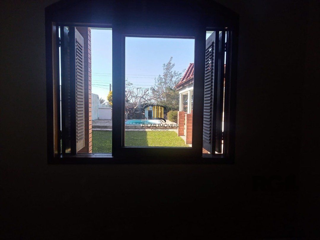 Casa 3 dormitórios no bairro Zona Norte