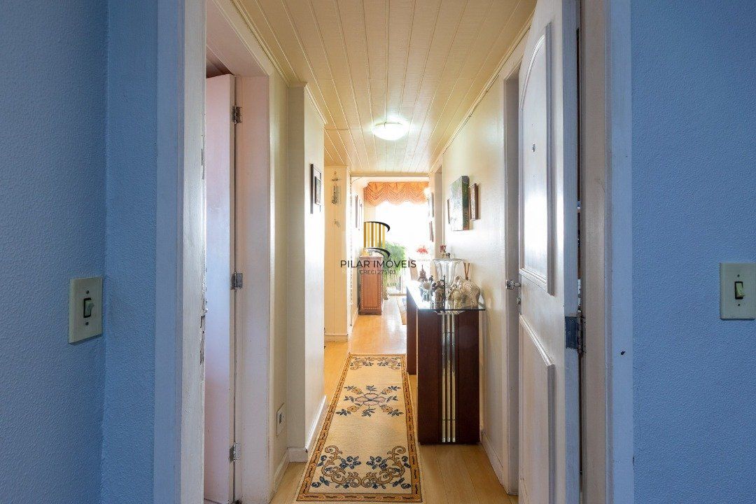 Cobertura para Venda - 230.54m², 3 dormitórios, sendo 1 suites, 2 vagas