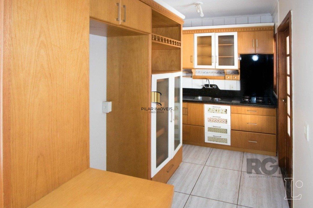 Casa 3 dormitórios no bairro Hípica